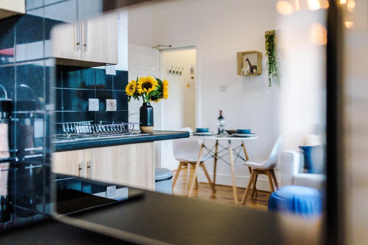 Bright 1-Bed Apartment In Chester By 53 Degrees Property, Ideal For Professionals & Couples, Great Location - Sleeps 4 Esterno foto